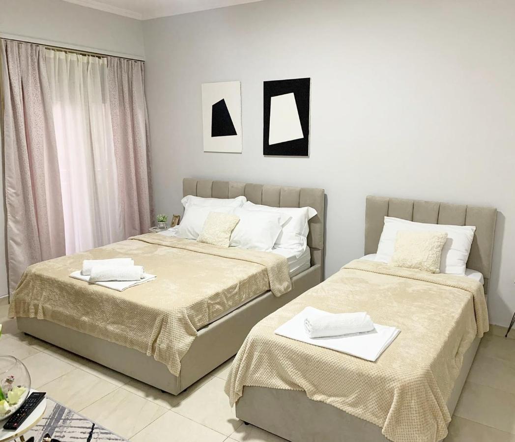 Chlo Apartment 1 Tirane エクステリア 写真