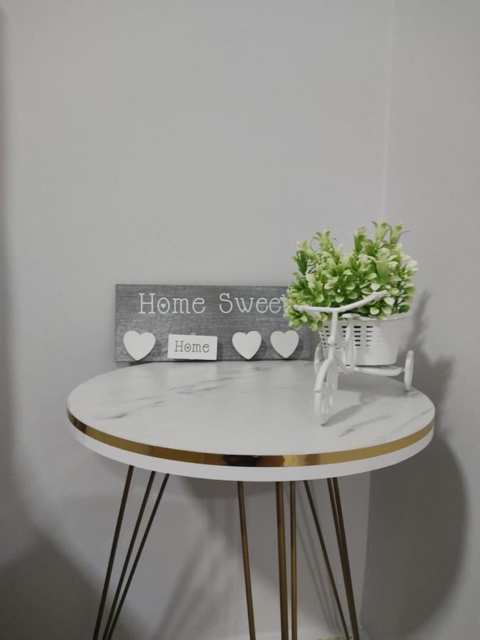Chlo Apartment 1 Tirane エクステリア 写真